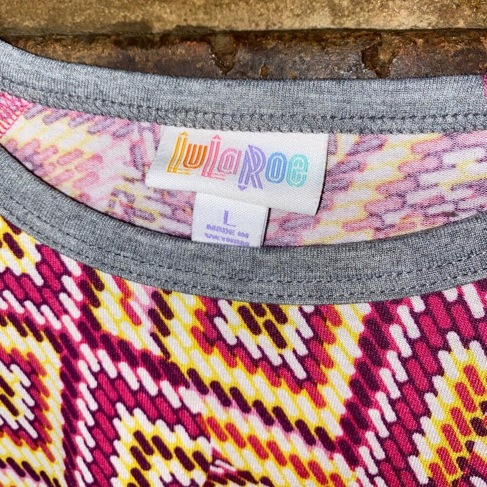 LuLaRoe Multicolored Geometric Long Sleeve Top Women's Size Large - Picture 3 of 5